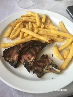 Assumpta, restaurant in Bossòst