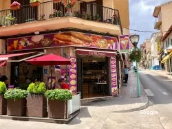 Bar Lubumba, restaurant in Manacor