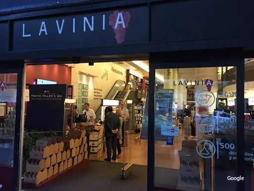 Foto de LAVINIA