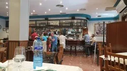 Restaurante Bar Gutiérrez, restaurant a Aranda de Duero