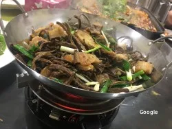 Restaurante 妈妈餐厅 o bar mama - Barcelona