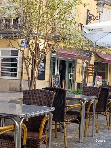 Photo by Taberna Las Meninas