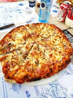 Restaurante Cafetería Pizzería Nicoleta - Vigo