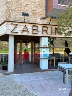 Zabrin Asador Cerveceria, restaurante en Boltaña