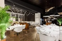 Casa Carmen Arturo Soria Plaza, jatetxea (Madrid)