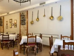 Restaurante Hostal Los Claveles Restaurant - Priego