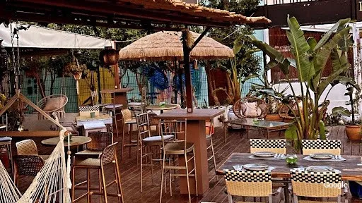 Foto de ELIXIR Lounge Restaurant Bar