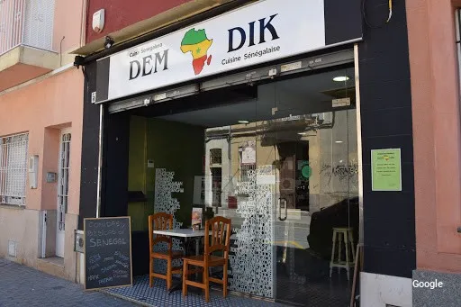Photo by Dem-DIk