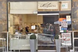 Confiteria Holguera Sl, ristorante a Tres Cantos