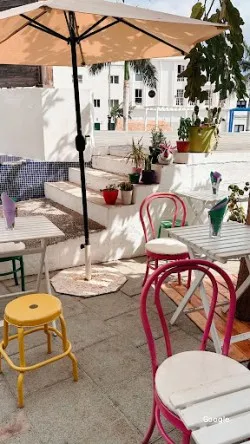 H2o Chillout Bar Cafe, restaurante en La Oliva