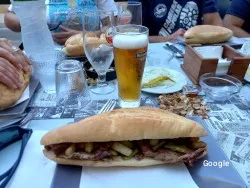 Restaurante Burgers y Tapas Bamboleo - Canals