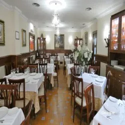 Restaurante los Faroles, restaurant in Cenes de la Vega