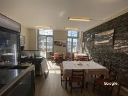 Restaurante La Montanesa Del Muelle - Valdés