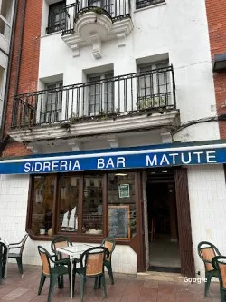 Sidreria Bar Matute, restaurant a Llanes