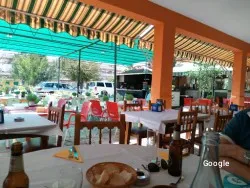 Tu Punto De Encuentro, restaurant a Alcaucín