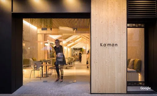 Photo by Kamon