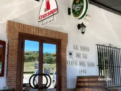 Hotel-Restaurante Cueva Del Gato, restaurant in Benaoján