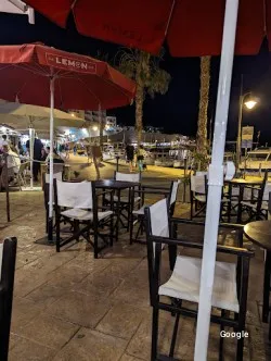 Bar Lemon, restaurant in Es Castell