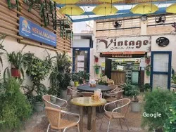Vintage Coffee Shop, restaurant a Nerja