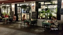 Jungle Bistro Ibiza, restaurant in Sant Antoni de Portmany