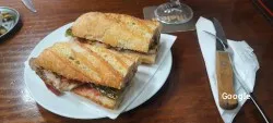 Bar La Plaça, ristorante a Sant Climent de Llobregat