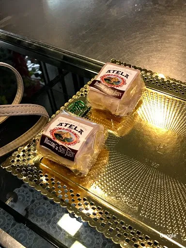 Foto de ATELA GOZOTEGIA