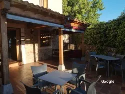 Taberna Los Robles, restaurante en Torrecaballeros