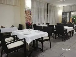 Bollywood Tandoori Indian Restaurant, ristorante a Arona