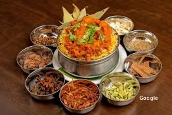 Restaurante PAPADAM INDIAN FOOD TASTE OF INDIA - Torremolinos
