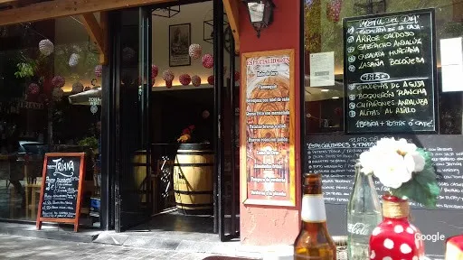 Photo by Taberna Triana