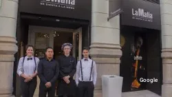 Restaurante La Mafia Se Sienta a La Mesa - Correos - Valencia
